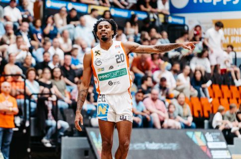 Topscorer und MVP: Michael Weathers verstärkt die Academics auf den Guard-Positionen