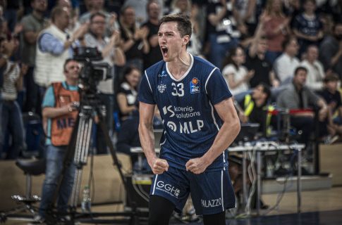Historischer Sieg für die Playoffs