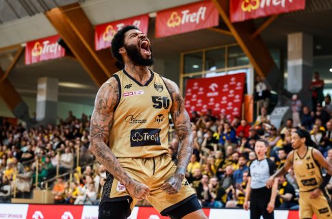 Ein Zwilling kommt selten allein: Marcus Weathers wechselt zu den Academics