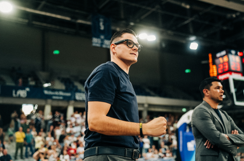 Carlo Finetti verlängert vorzeitig