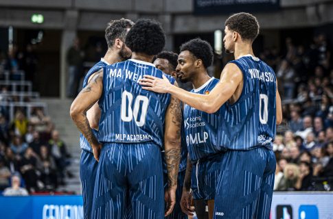 MLP Academics empfangen Bonn zum ersten X-MAS Game