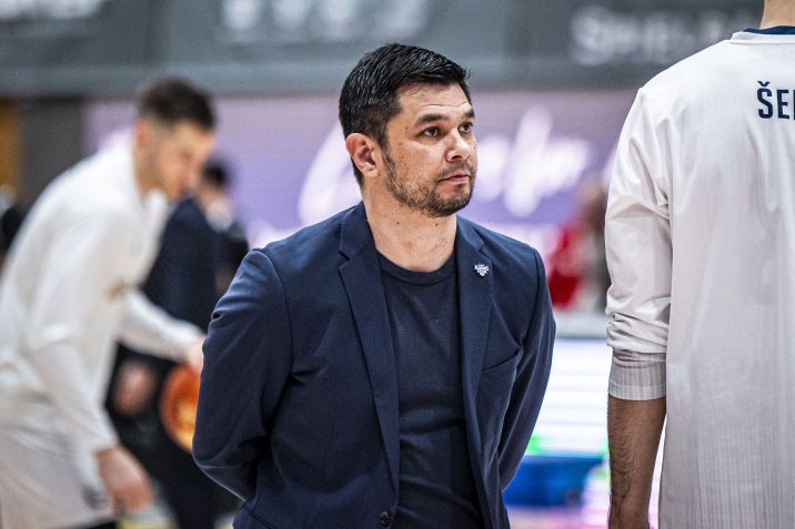 Wechsel an der Seitenlinie