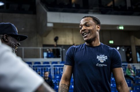 Starting Five: 5 Fragen mit DJ Horne