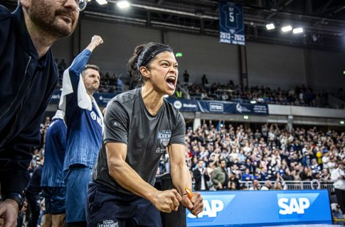 Zwei weitere Jahre Serena Benavente