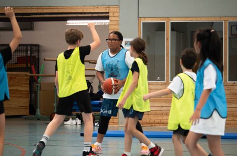 Basketball, Projekte und jede Menge Spaß: Das MLP Academics Pfingstcamp